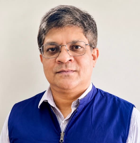 Portrait of Prof. Vinod Pankajakshan