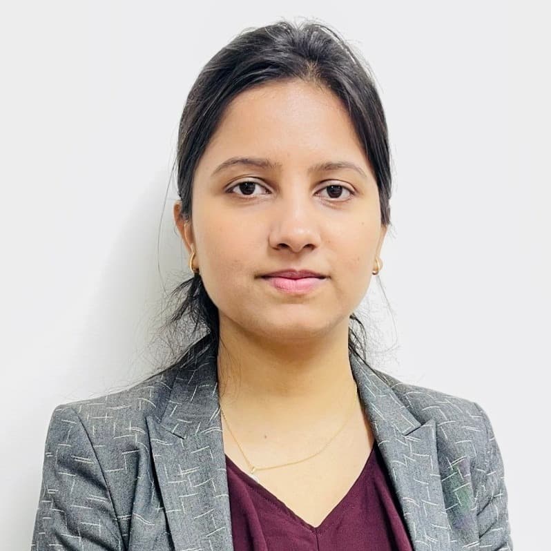 Portrait of Prof. Komal Tripathi